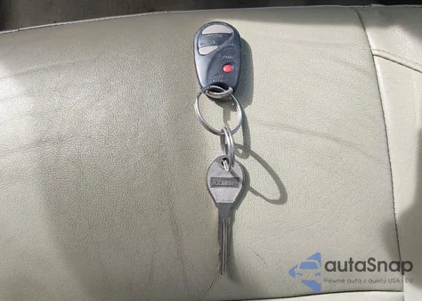 1999 Infiniti G20 Standard/Touring z USA, uszkodzony, nr VIN JNKCP11A9XT002407